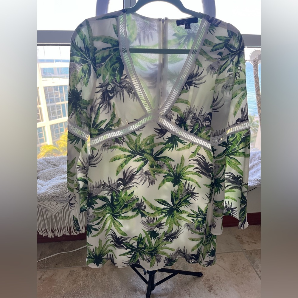 Tropical mini